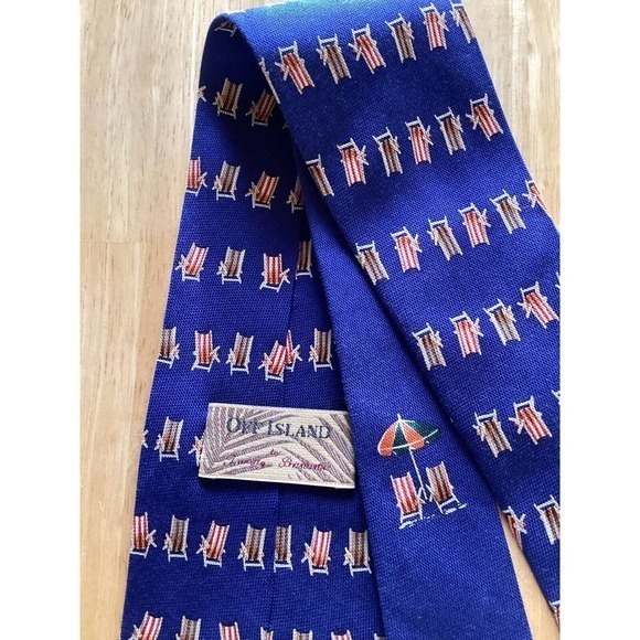 Tommy Bahama Off Island blue Hand Made Silk‎ Beach Lounge Chair 4” tie - Picture 4 of 7